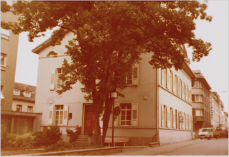 Der Altbau-Seitenflügel des Hospitals. Heute steht dort das Schneider-Texier-Haus.