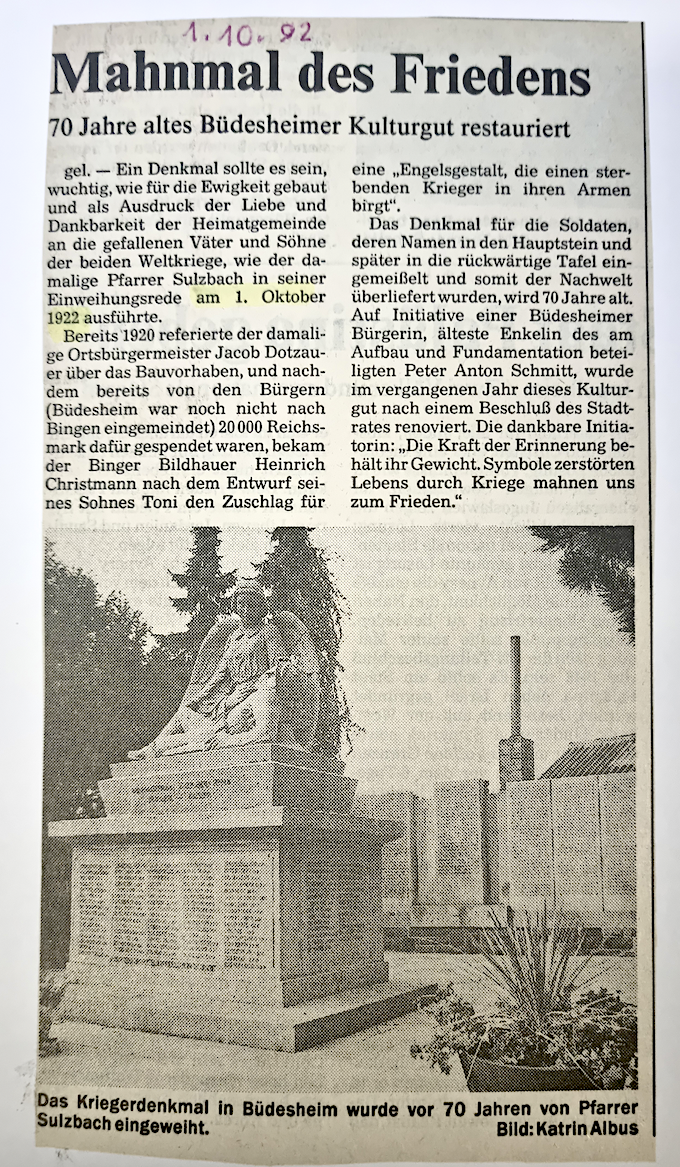 Die Allgemeine Zeitung berichtete am 01.10.1992 über das Mahnmal des Friedens in Büdesheim