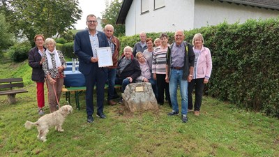 Oberbürgermeister Thomas Feser im Kreis des Bingen-Kempter Jahrgangs 1942.