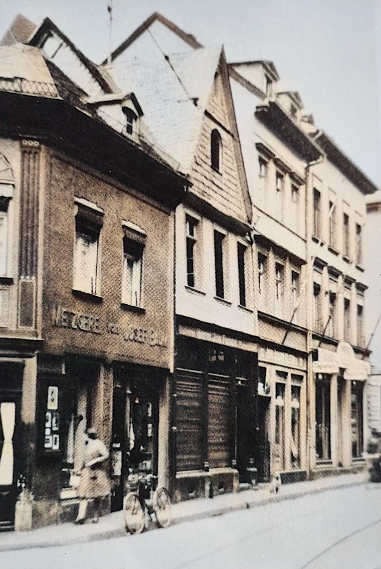 Straßenabschnitt u.a. Metzgerei Baum