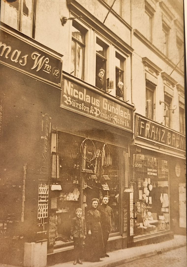 Die Anfänge in der Schmittstraße 8 (heute Frollein Wunderbar).